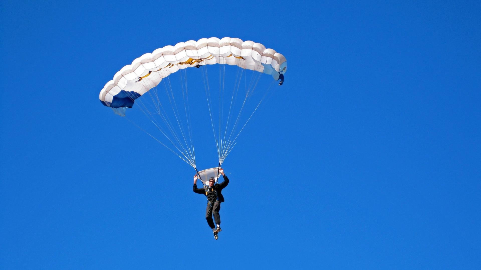 APP下载 LY Sports-中小学体育活动管理策略研究,中小学体育管理存在的问题