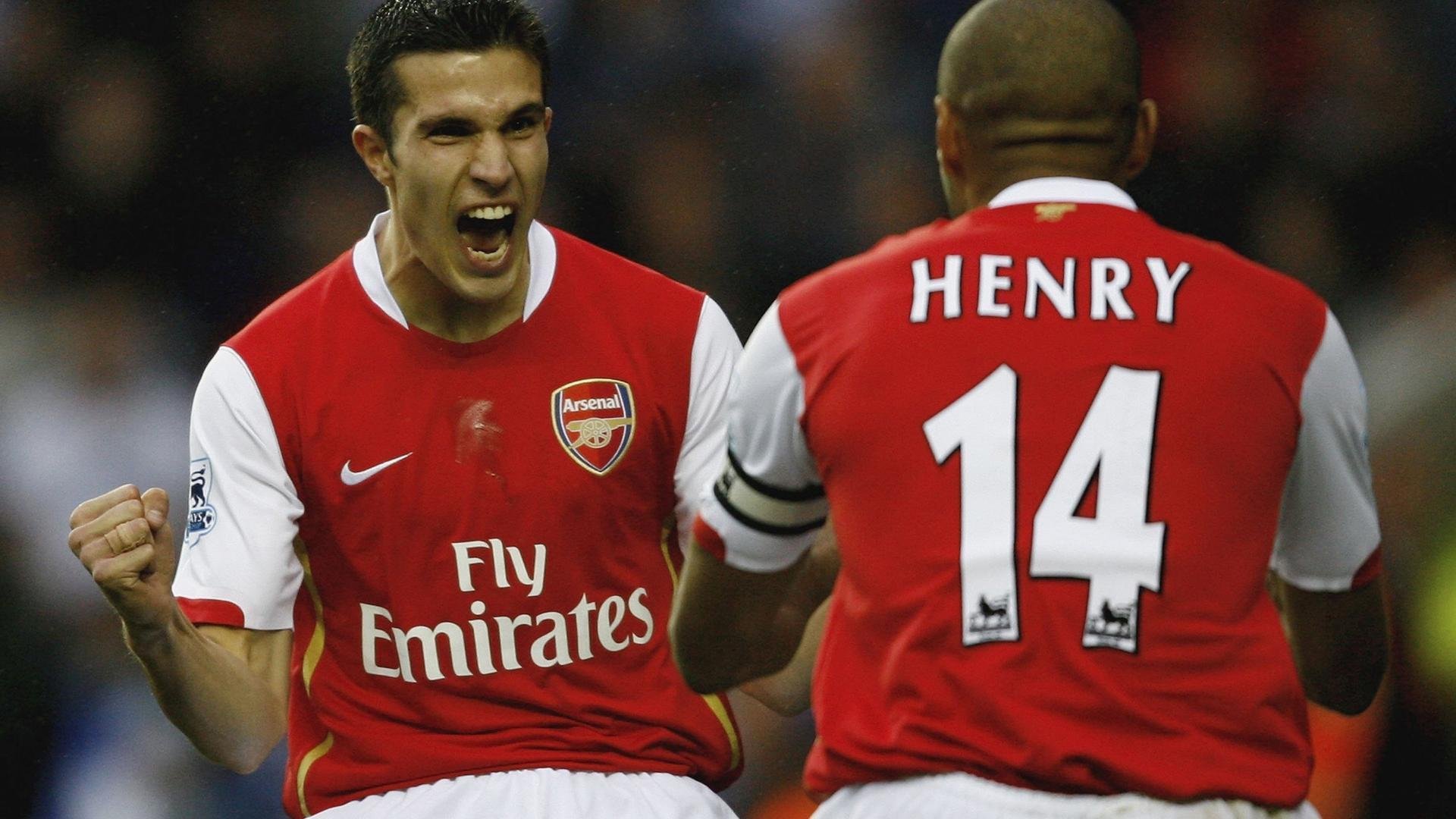 LEYU乐鱼体育官方网站-不退役！埃里克森签下2年合约，继续征战绿茵场！，埃里克森即将出院回球场