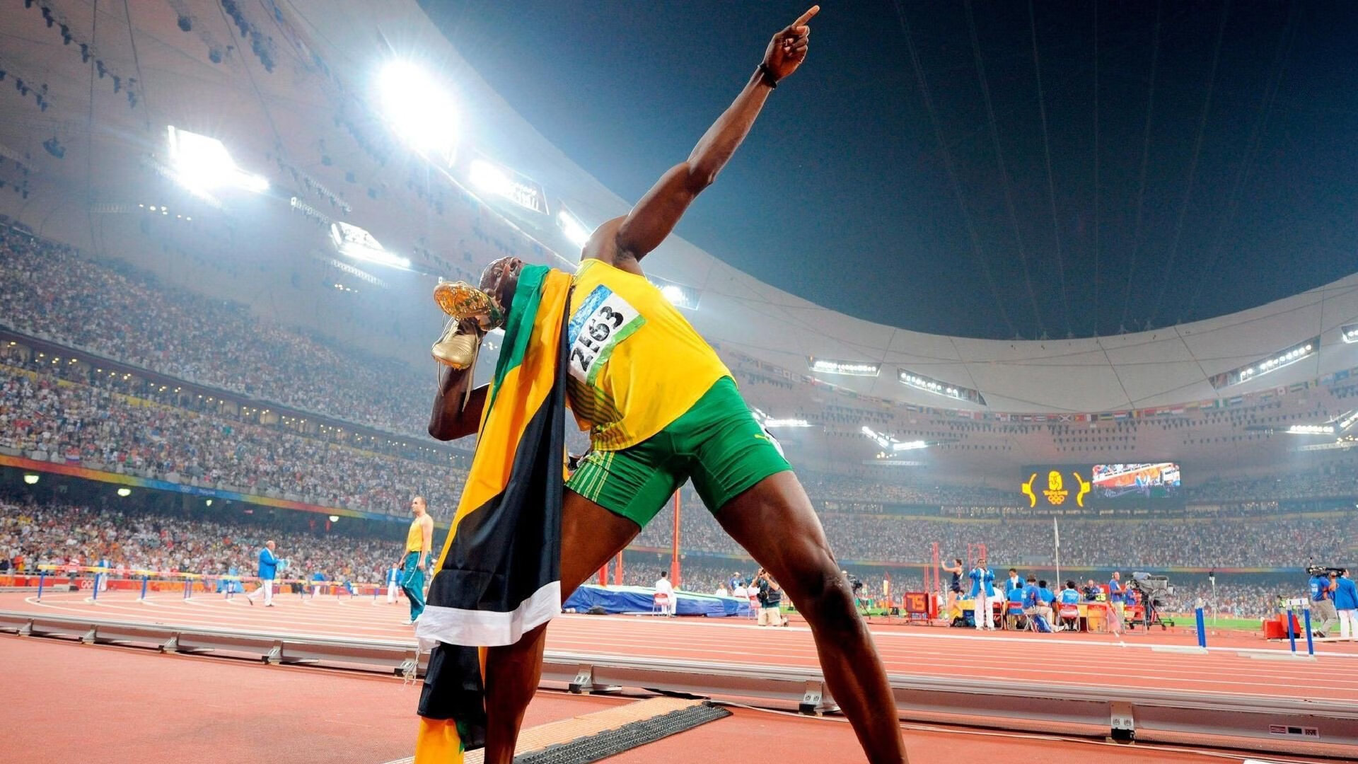 leyu乐鱼-中超是否应设立常态化职业精神教育项目：让职业精神成为赛场与生活的双重底色